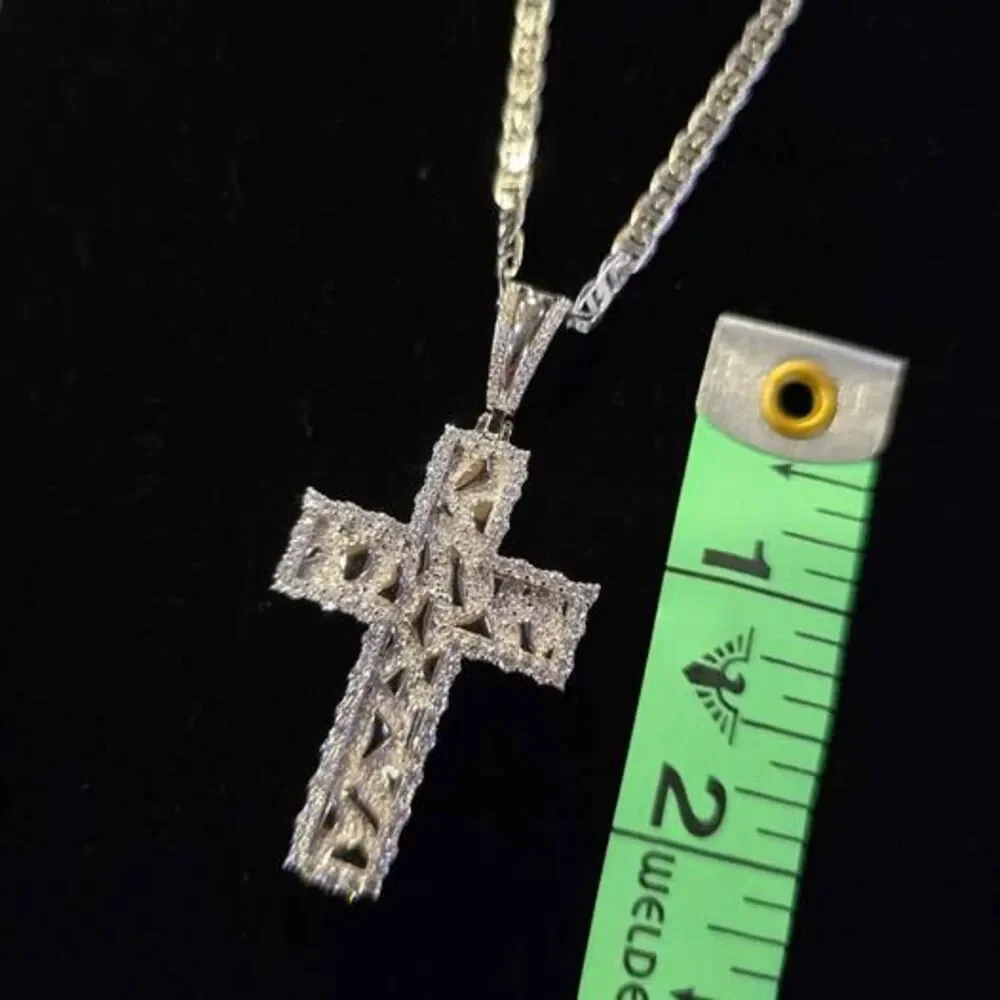 925 Sterling Silver Moissanite Cross Pendant Necklace